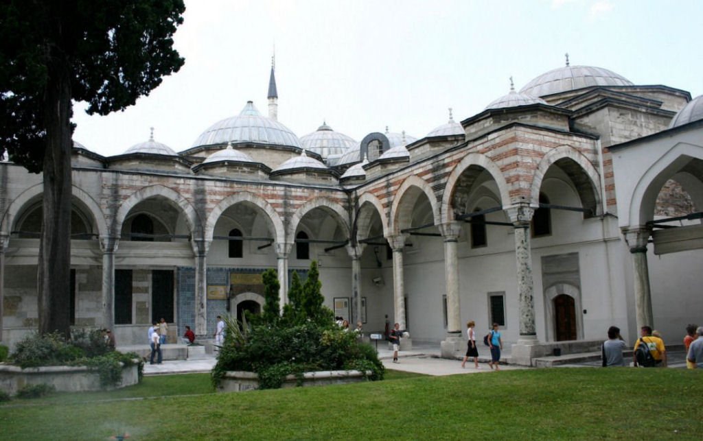 Topkapi palace gardens