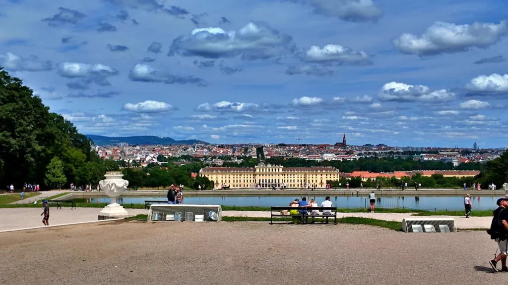 schönbrunn palace in vienna