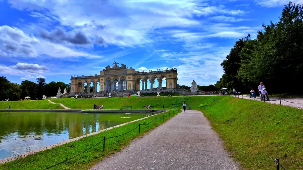 schönbrunn garden in vienna