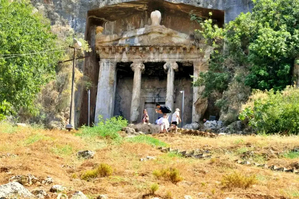 Kayaköy king tombs